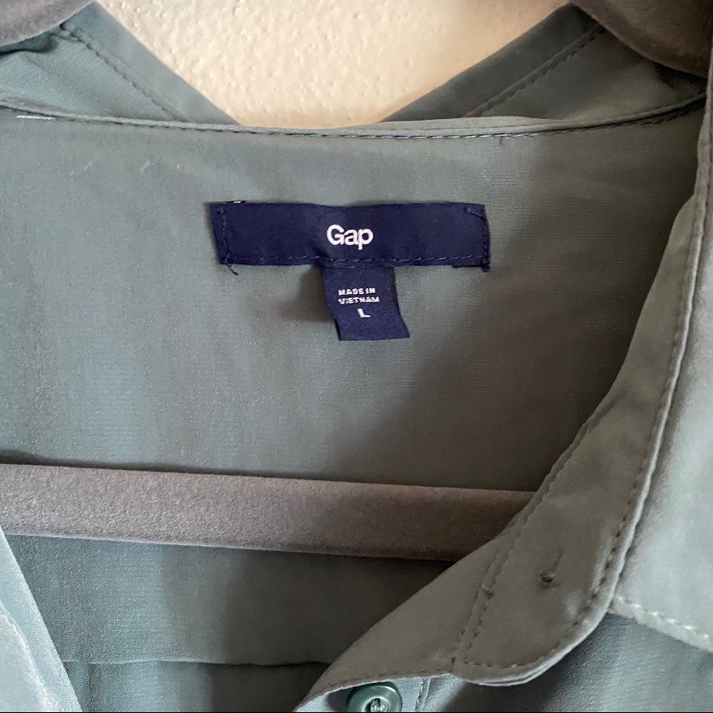 Gap Green Button Down Work Shirt - Picture 2 of 6